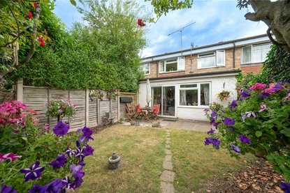 3 Bedroom House For SaleHouse For Sale in Chantry Lane, London Colney, St. Albans - Collinson Hall