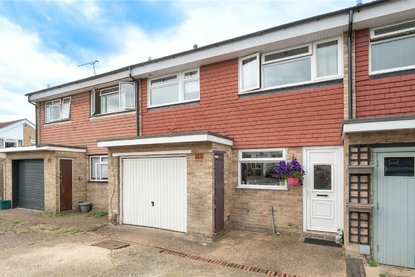 3 Bedroom House For SaleHouse For Sale in Chantry Lane, London Colney, St. Albans - Collinson Hall