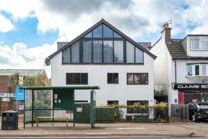 1 Bedroom Apartment For SaleApartment For Sale in Hatfield Road, St. Albans, Hertfordshire - Collinson Hall