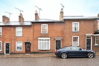 2 Bedroom House To LetHouse To Let in Holywell Hill, St. Albans, Hertfordshire - Collinson Hall
