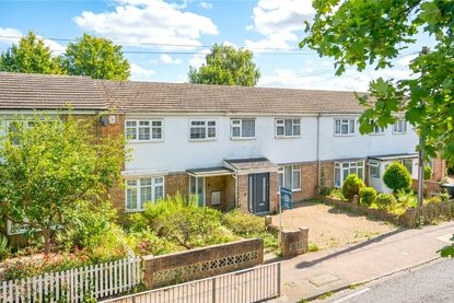 3 Bedroom House Let AgreedHouse Let Agreed in Cell Barnes Lane, St. Albans, Hertfordshire - Collinson Hall