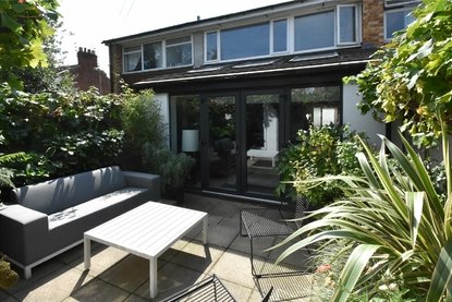 3 Bedroom House For Sale in Camp Road, St. Albans, Hertfordshire - Collinson Hall