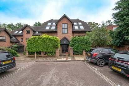 2 Bedroom Apartment New InstructionApartment New Instruction in Lichfield Place, Lemsford Road, St. Albans - Collinson Hall