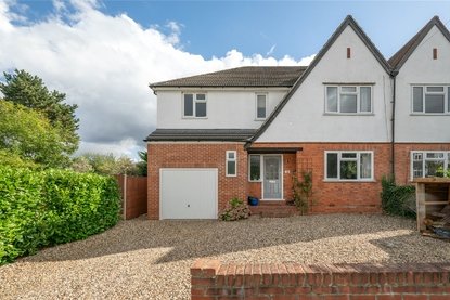 5 Bedroom House For SaleHouse For Sale in Vesta Avenue, St. Albans, Hertfordshire - Collinson Hall