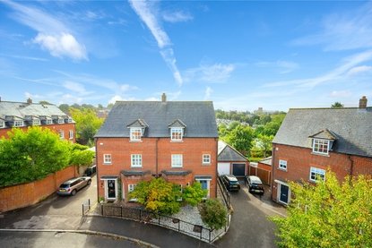 4 Bedroom House Sold Subject to ContractHouse Sold Subject to Contract in Goldsmith Way, St. Albans, Hertfordshire - Collinson Hall