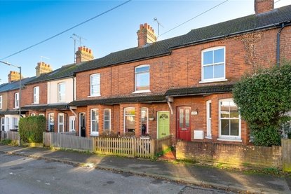 3 Bedroom House For SaleHouse For Sale in Camp View Road, St. Albans, Hertfordshire - Collinson Hall