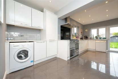 3 Bedroom House For SaleHouse For Sale in Springfield Road, Smallford, St. Albans - Collinson Hall