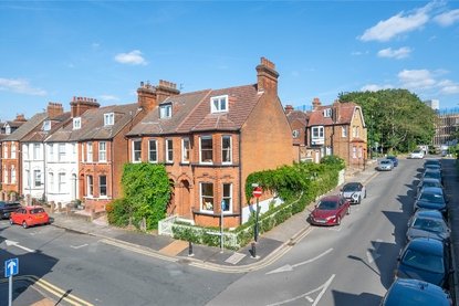 5 Bedroom House New InstructionHouse New Instruction in Selby Avenue, St. Albans, Hertfordshire - Collinson Hall