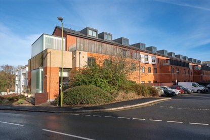 2 Bedroom Apartment New InstructionApartment New Instruction in Camp Road, St. Albans, Hertfordshire - Collinson Hall