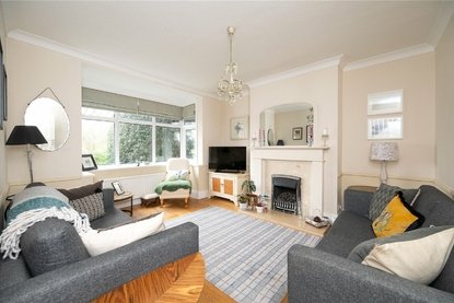 4 Bedroom House For SaleHouse For Sale in Mount Pleasant Lane, Bricket Wood, St. Albans - Collinson Hall