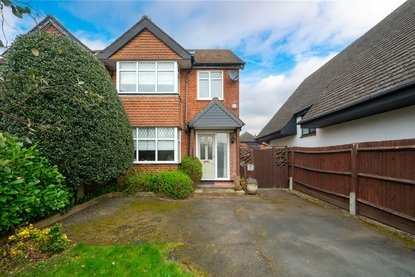 4 Bedroom House New InstructionHouse New Instruction in Mount Pleasant Lane, Bricket Wood, St. Albans - Collinson Hall