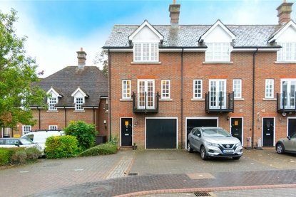 4 Bedroom House Let AgreedHouse Let Agreed in Chime Square, St Peters Street, St. Albans - Collinson Hall