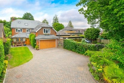 6 Bedroom House For SaleHouse For Sale in Mount Pleasant Lane, Bricket Wood, St. Albans - Collinson Hall
