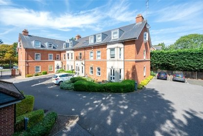 2 Bedroom Apartment New InstructionApartment New Instruction in Holywell Hill, St. Albans, Hertfordshire - Collinson Hall