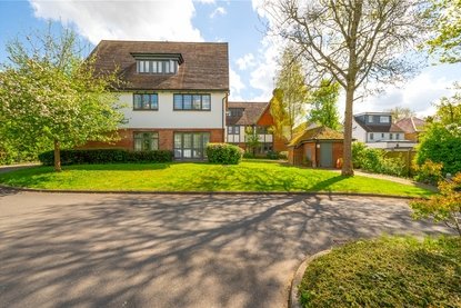 2 Bedroom Apartment For SaleApartment For Sale in Old Mile House Court, St. Albans, Hertfordshire - Collinson Hall