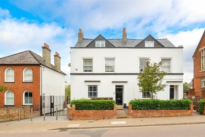 2 Bedroom  New Instruction New Instruction in Alma Road, St. Albans, Hertfordshire - Collinson Hall