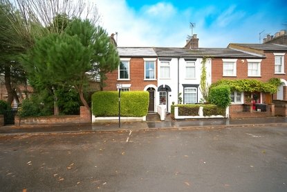 2 Bedroom House For SaleHouse For Sale in Oswald  Road, St. Albans, Hertfordshire - Collinson Hall