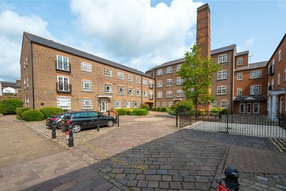 2 Bedroom Apartment New InstructionApartment New Instruction in Milliners Court, Lattimore Road, St. Albans - Collinson Hall