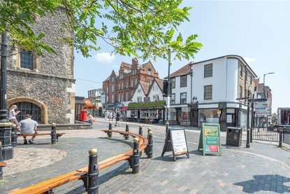 1 Bedroom Apartment New InstructionApartment New Instruction in High Street, St. Albans, Hertfordshire - Collinson Hall