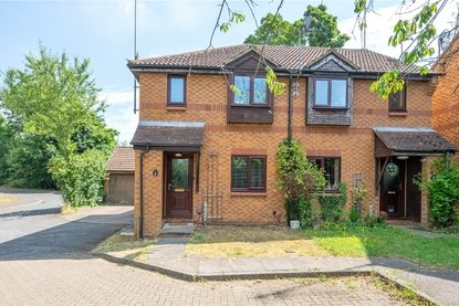 3 Bedroom House New InstructionHouse New Instruction in Mercers Row, St. Albans, Hertfordshire - Collinson Hall