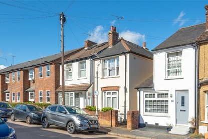 3 Bedroom House New InstructionHouse New Instruction in Heath Road, St. Albans, Hertfordshire - Collinson Hall
