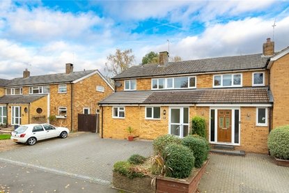 4 Bedroom House For SaleHouse For Sale in Sandpit Lane, St. Albans, Hertfordshire - Collinson Hall