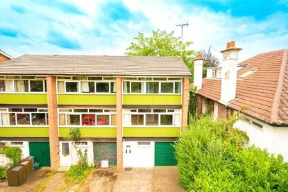 3 Bedroom House To LetHouse To Let in Abbots Park, St. Albans, Hertfordshire - Collinson Hall