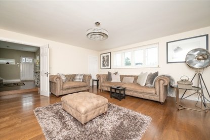 3 Bedroom House For SaleHouse For Sale in Coursers Road, Colney Heath, St. Albans - Collinson Hall