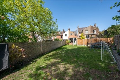 3 Bedroom House For SaleHouse For Sale in Worley Road, St. Albans - Collinson Hall