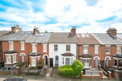 3 Bedroom House New InstructionHouse New Instruction in Liverpool Road, St. Albans, Hertfordshire - Collinson Hall