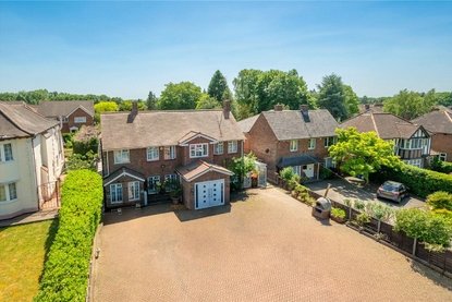 5 Bedroom House New InstructionHouse New Instruction in St. Albans Road West, Hatfield, Hertfordshire - Collinson Hall
