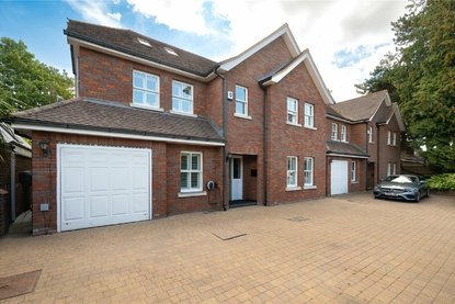 7 Bedroom House Sold Subject to ContractHouse Sold Subject to Contract in Watford Road, St. Albans, Hertfordshire - Collinson Hall