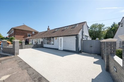2 Bedroom House New InstructionHouse New Instruction in High Street, Colney Heath, St. Albans - Collinson Hall