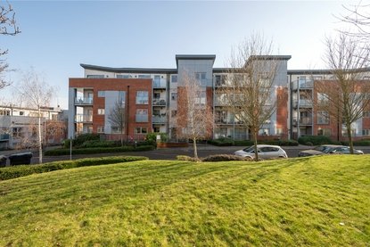 1 Bedroom Apartment LetApartment Let in Barcino House, Charrington Place, St. Albans - Collinson Hall