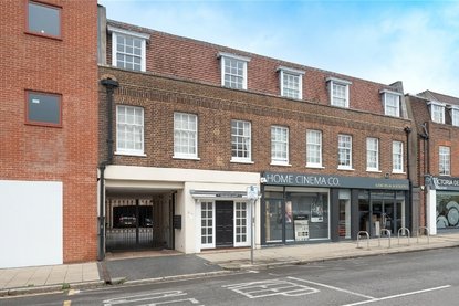 2 Bedroom Apartment New InstructionApartment New Instruction in Victoria Street, St Albans - Collinson Hall