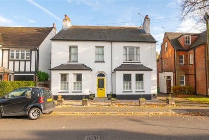 3 Bedroom Apartment LetApartment Let in Lemsford Road, St. Albans, Hertfordshire - Collinson Hall