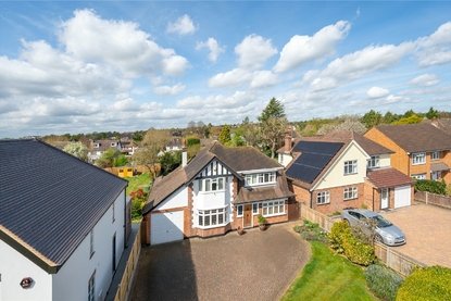 4 Bedroom House For SaleHouse For Sale in Beaumont Avenue, St. Albans - Collinson Hall