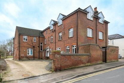 2 Bedroom Apartment To LetApartment To Let in Grosvenor Road, St. Albans - Collinson Hall