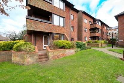 2 Bedroom Apartment Let AgreedApartment Let Agreed in Tankerfield Place, Romeland Hill, St. Albans - Collinson Hall
