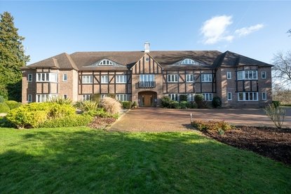 3 Bedroom Apartment To LetApartment To Let in Highfield Lane, Tyttenhanger, St. Albans - Collinson Hall