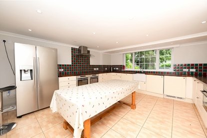 4 Bedroom House To LetHouse To Let in The Uplands, Bricket Wood, St. Albans - Collinson Hall