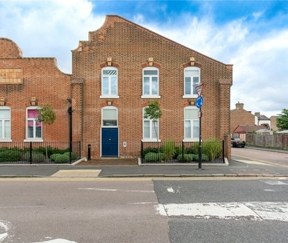 1 Bedroom Apartment Let Agreed in Hansell House, Sutton Road, St. Albans - Collinson Hall
