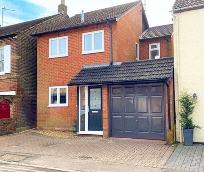 3 Bedroom House LetHouse Let in Branch Road, Park Street, St Albans - Collinson Hall