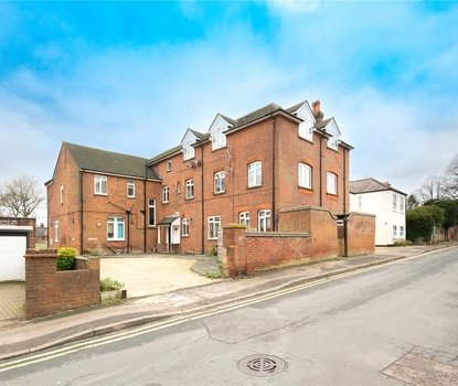 2 Bedroom Apartment LetApartment Let in Grosvenor Road, St. Albans - Collinson Hall