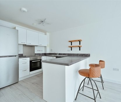 1 Bedroom Apartment For SaleApartment For Sale in Whitley Court Newsom Place, Hatfield Road, St. Albans - Collinson Hall