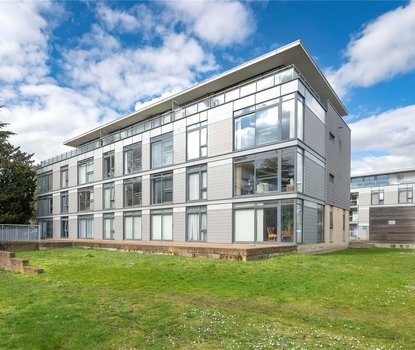 1 Bedroom Apartment For SaleApartment For Sale in Whitley Court Newsom Place, Hatfield Road, St. Albans - Collinson Hall
