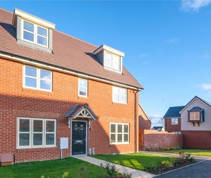 5 Bedroom House For SaleHouse For Sale in Osprey Drive, St. Albans, Hertfordshire - Collinson Hall