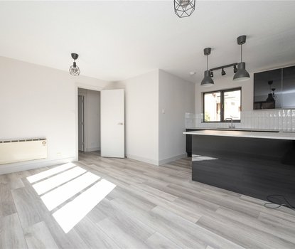 1 Bedroom Apartment,maisonette LetApartment,maisonette Let in Westbourne Mews, St. Albans, Hertfordshire - Collinson Hall