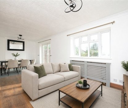 3 Bedroom House LetHouse Let in Wilga Road, Welwyn, Hertfordshire - Collinson Hall