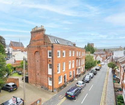 4 Bedroom House Sold Subject to ContractHouse Sold Subject to Contract in College Street, St. Albans, Hertfordshire - Collinson Hall